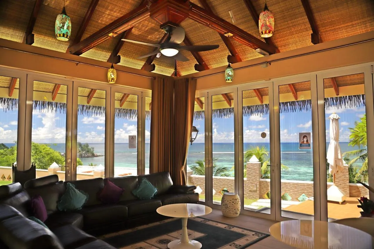 Au Fond De Mer View Anse Royale Apartment
